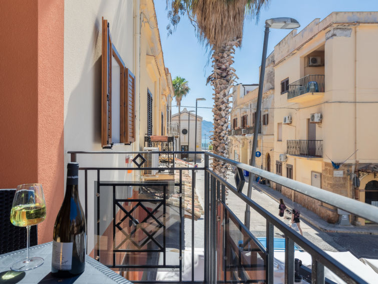 Search and Stay destination Balestrate, Sicilia - Italy from AU$ 198. Palermo