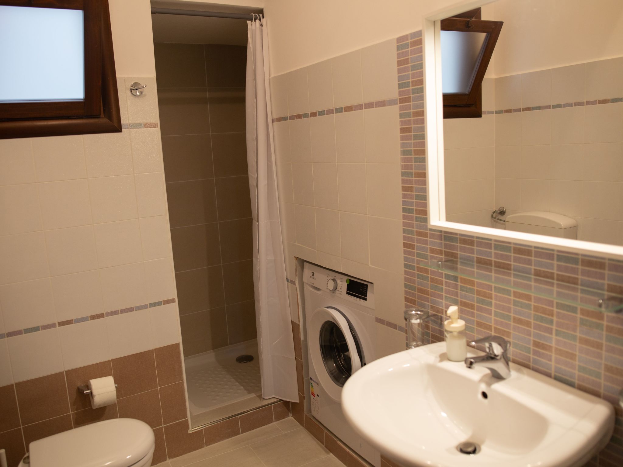 Unknown Accommodation-Binnen