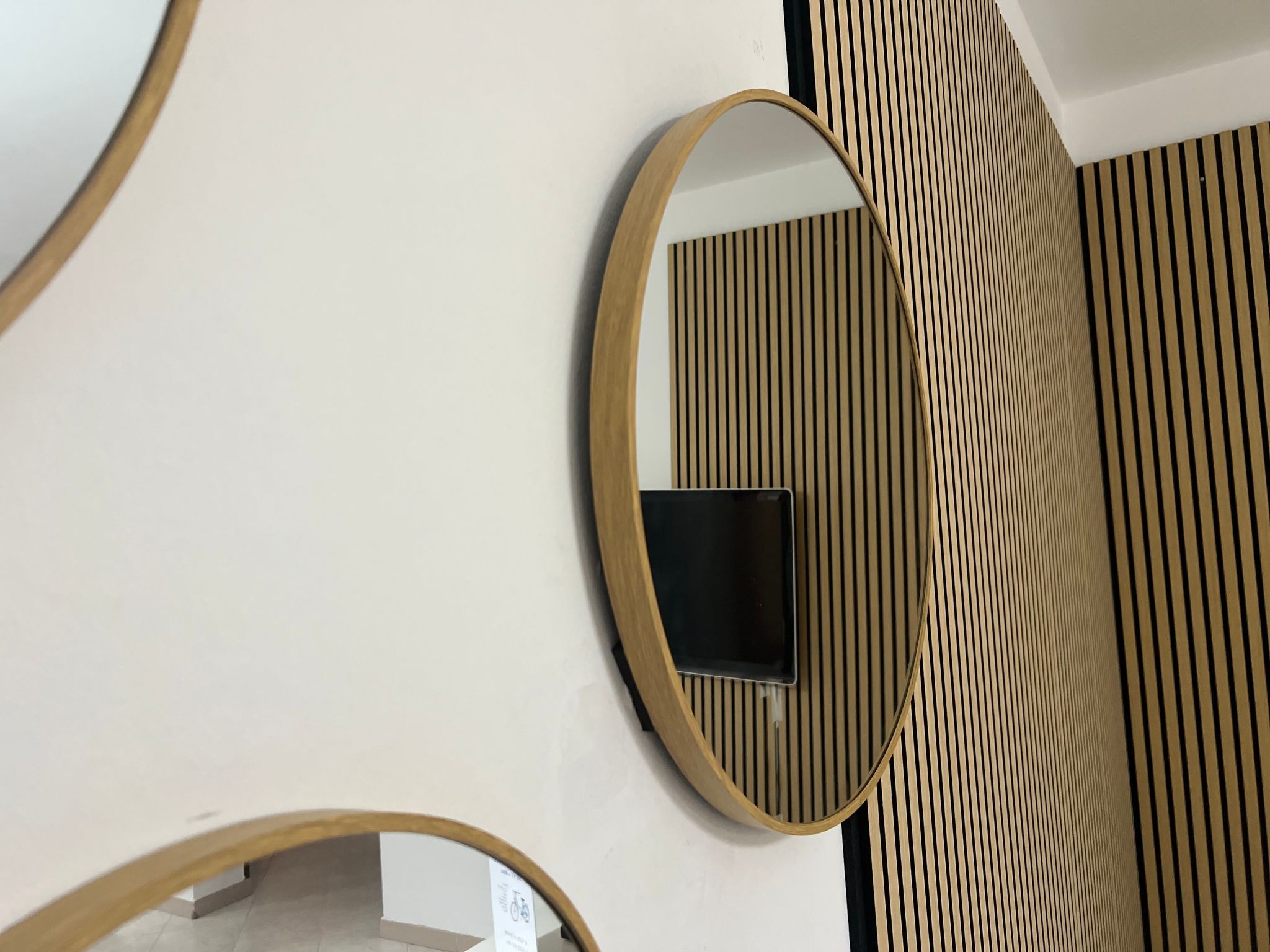 Daniele mit Meerblick-Image-tags.info