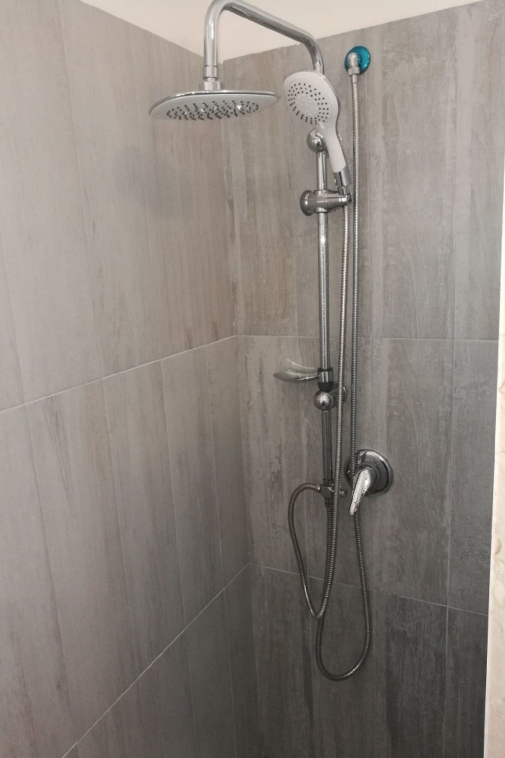 Daniele mit Meerblick-Image-tags.info