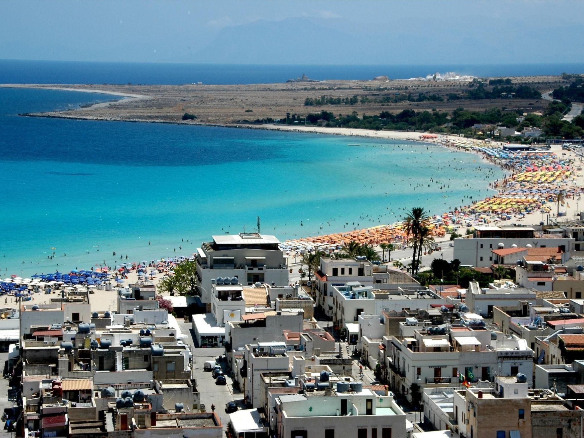 Daniele mit Meerblick-Image-tags.info