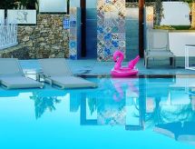 Wohnung Glicine mit Schwimmbad und Meerblick