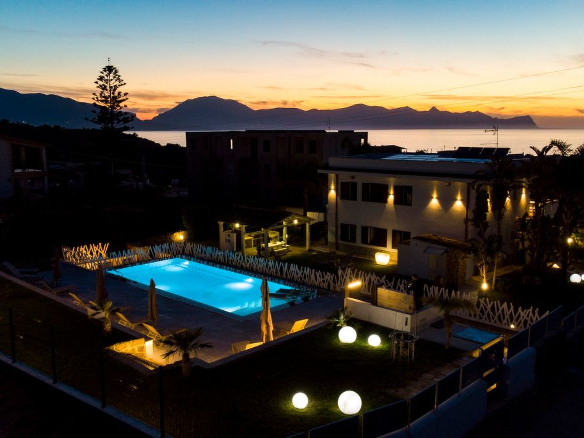 Wohnung Glicine mit Schwimmbad und Meerblick-Image-tags.info