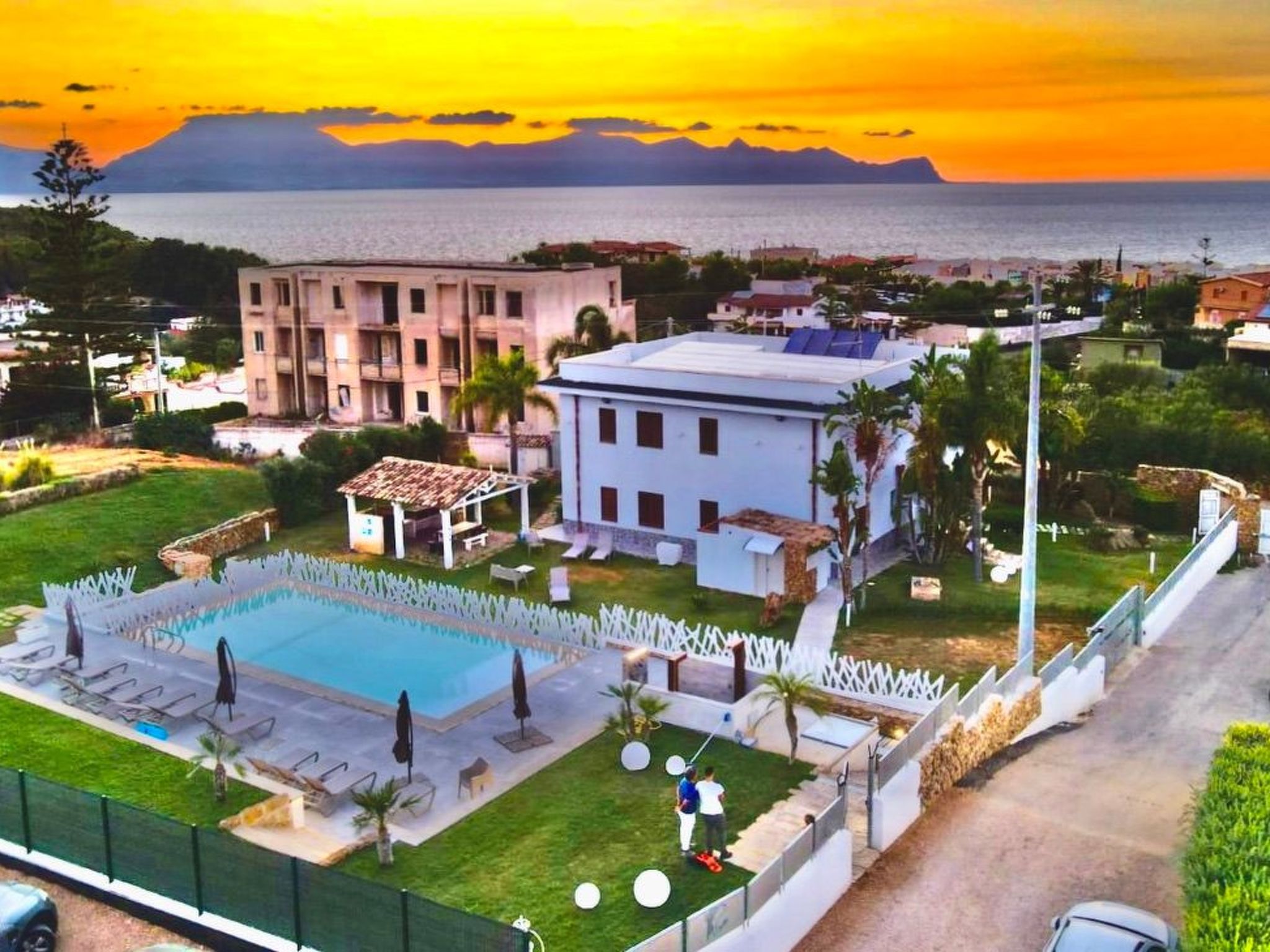 Wohnung Glicine mit Schwimmbad und Meerblick-Image-tags.info