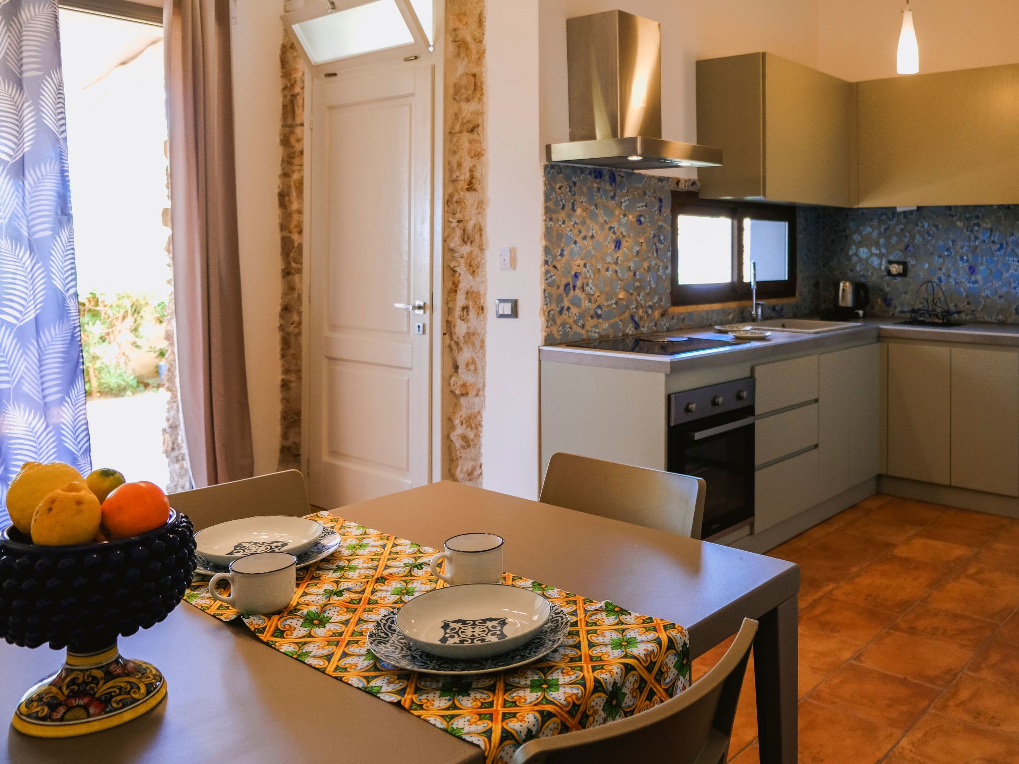 Wohnung GIallo mit Schwimmbad und Meerblick-Image-tags.info