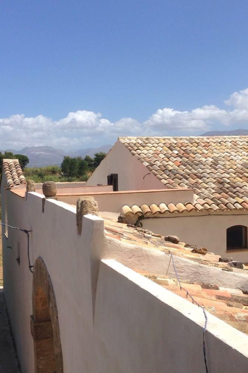 Wohnung in Partinico mit Privatparkplatz-Buiten