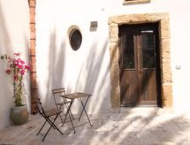 Authentiek Siciliaans landhuis met terras nabij het strand van Balestrate - thumbnail 2