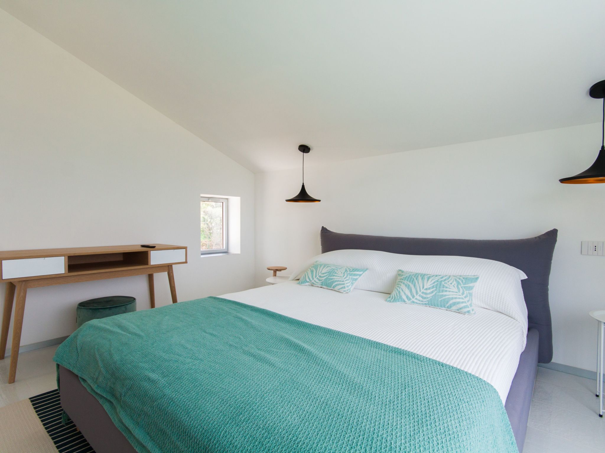 Weiße Luxusvilla-Dedans