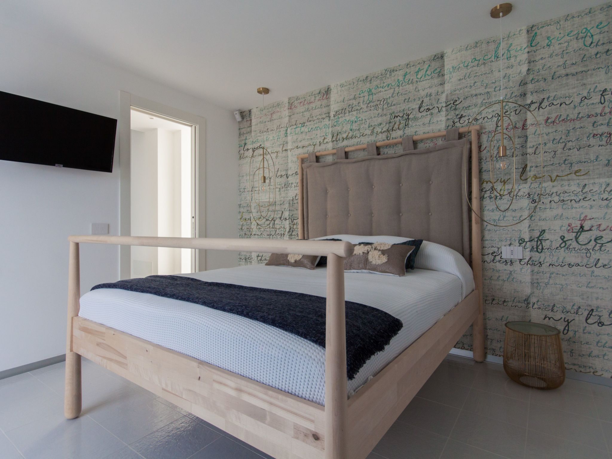 Weiße Luxusvilla-Dedans