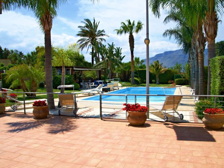 Villa In Alcamo Mit Privatem Pool Und Garten - Alcamo