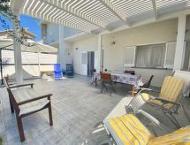 Villa Oasi: Airco & Wifi, slechts 50 meter van het Siciliaanse strand - thumbnail 6