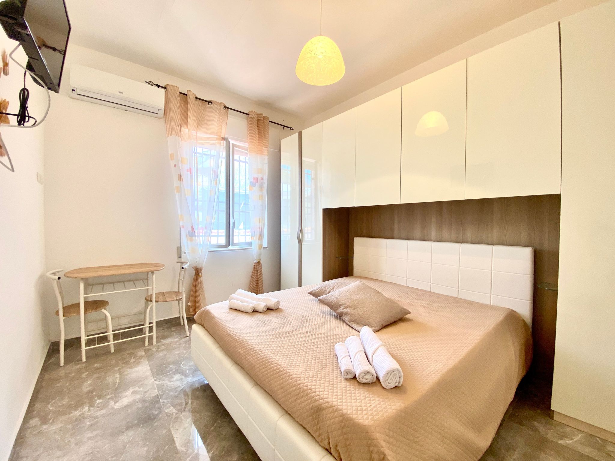 Villa Grace, Strand 200 m entfernt-Image-tags.info