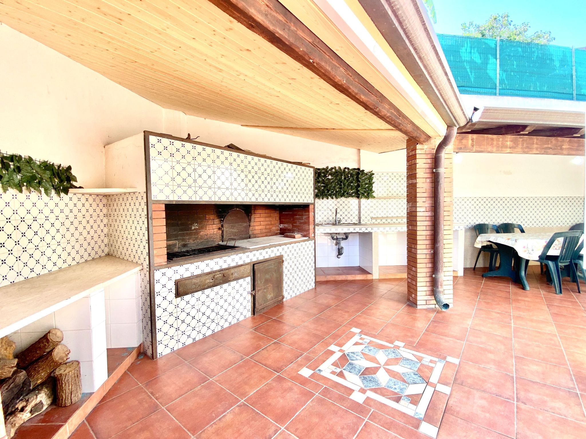 Villa Grace, Strand 200 m entfernt-Image-tags.info