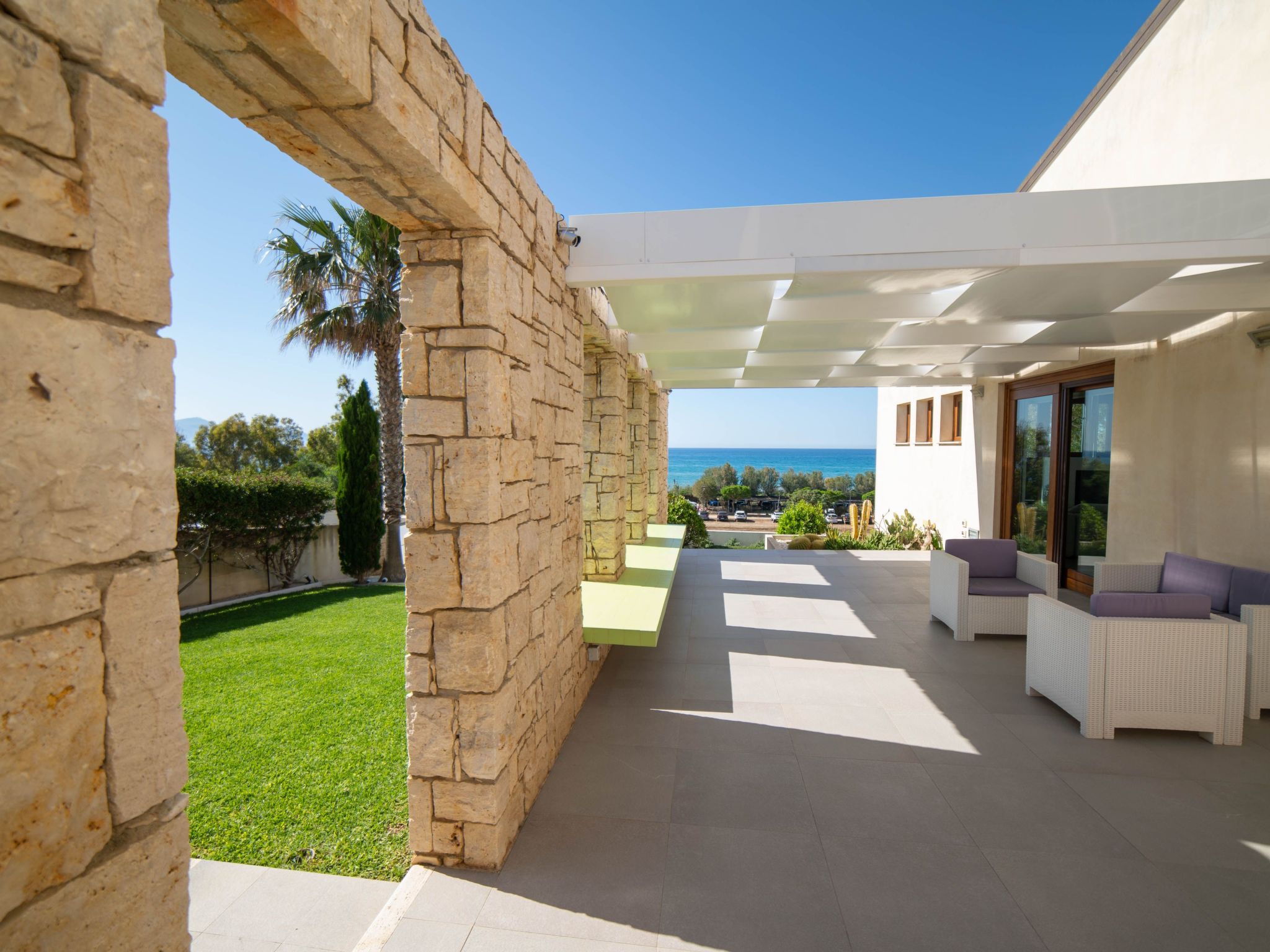 Villa in Sizilien am Meer mit beheiztem Pool-Dedans