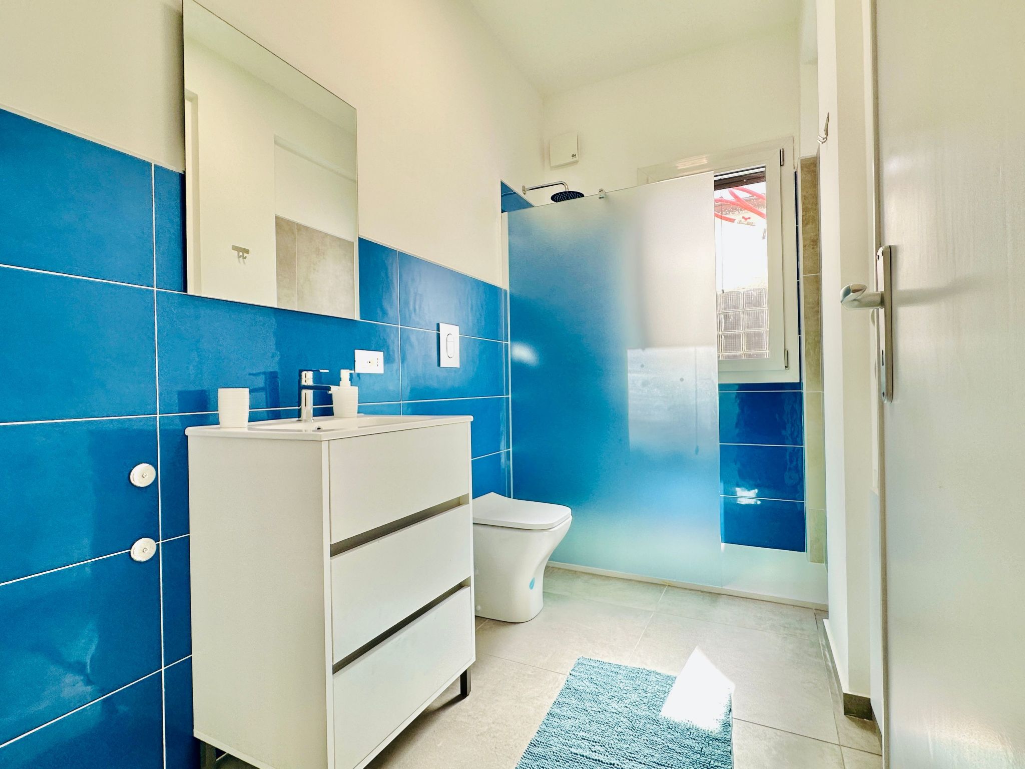 Sea Life Giulia, 200 m vom Strand entfernt-Image-tags.info