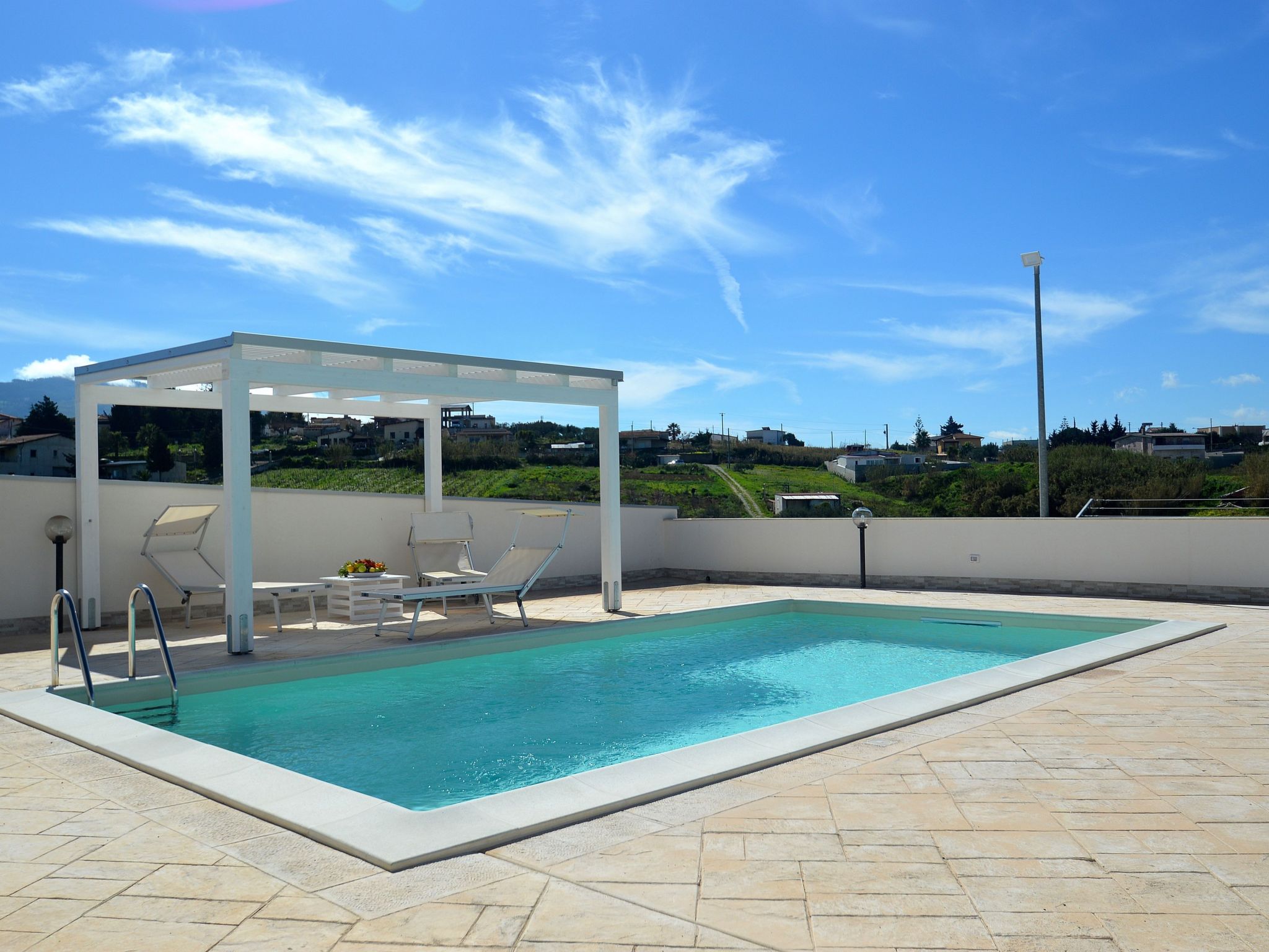 Chalet mit privatem Pool 8 Plätze klimatisiert Parkplatz bbq