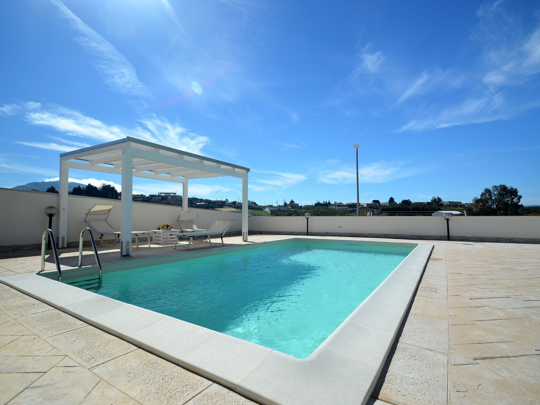 Chalet mit privatem Pool 8 Plätze klimatisiert Parkplatz bbq-Image-tags.info