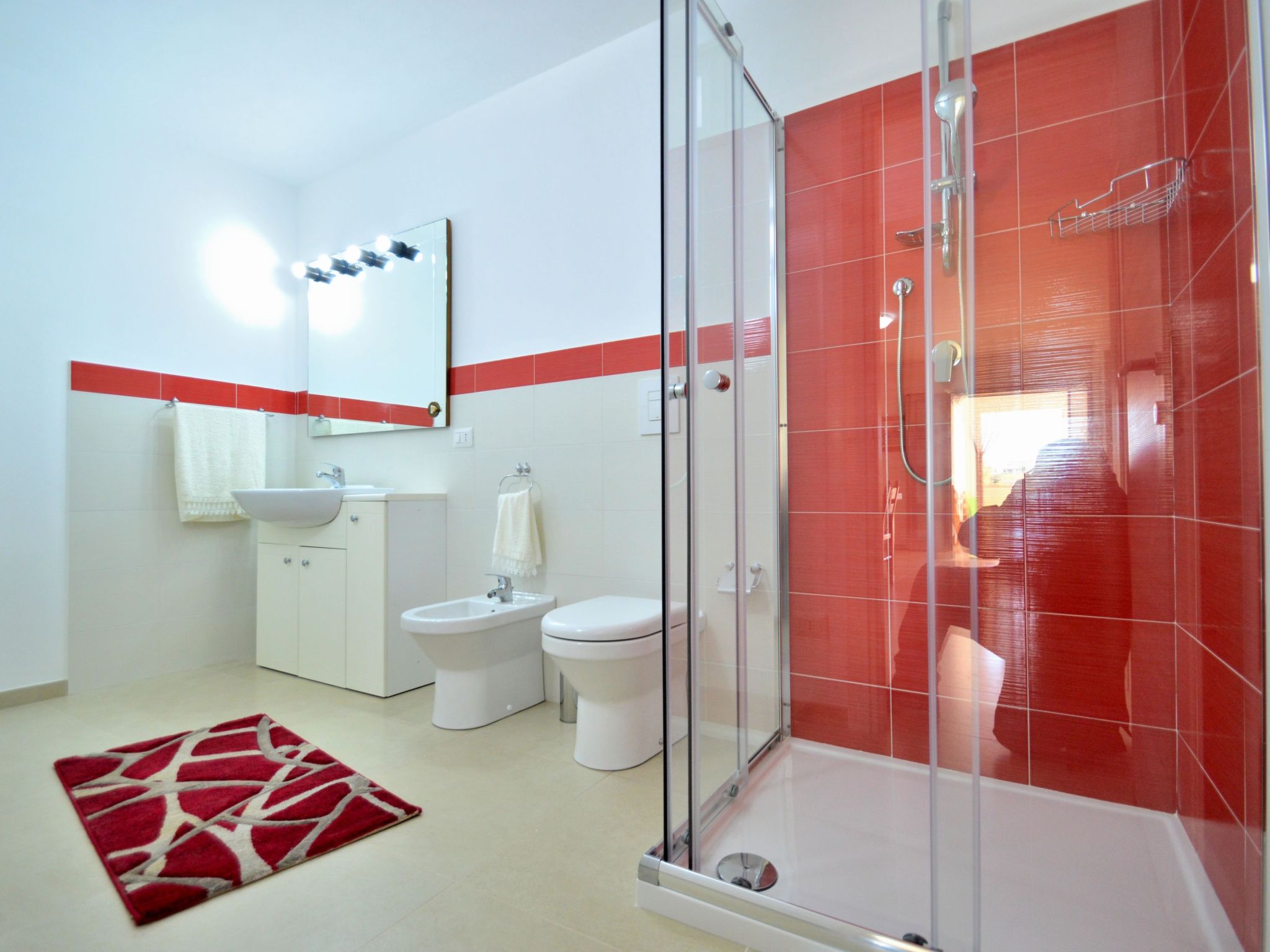 Chalet mit privatem Pool 8 Plätze klimatisiert Parkplatz bbq-Image-tags.info