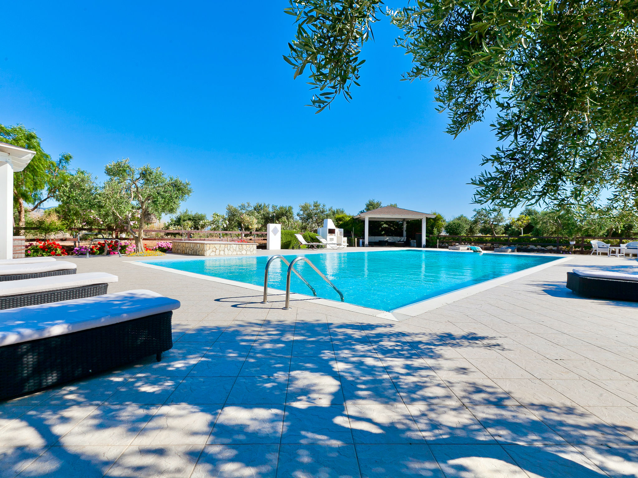 Tenute Aversa — Pool Outdoor (4 of 30)