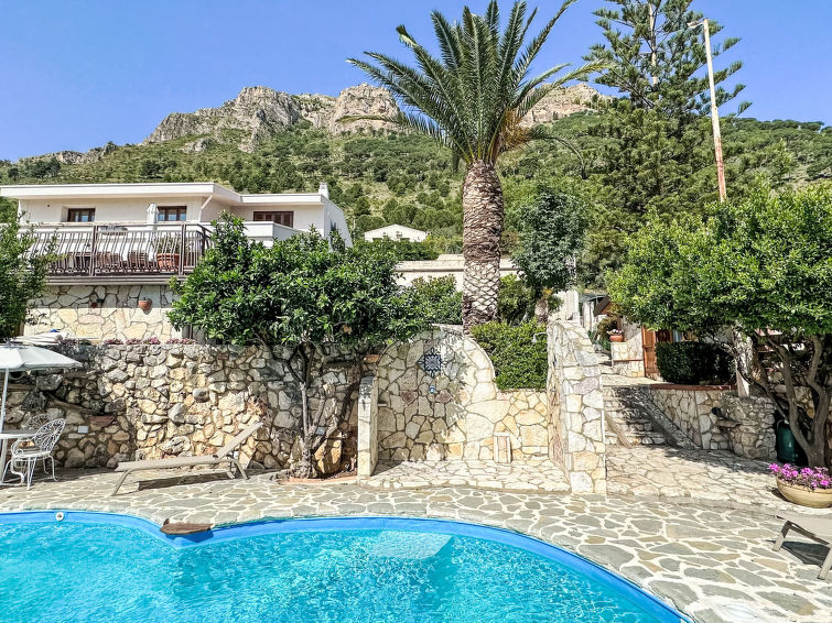 Zeezicht en rust in appartement Edera di Patrizia, Castellammare del Golfo in Castellammare del Golfo