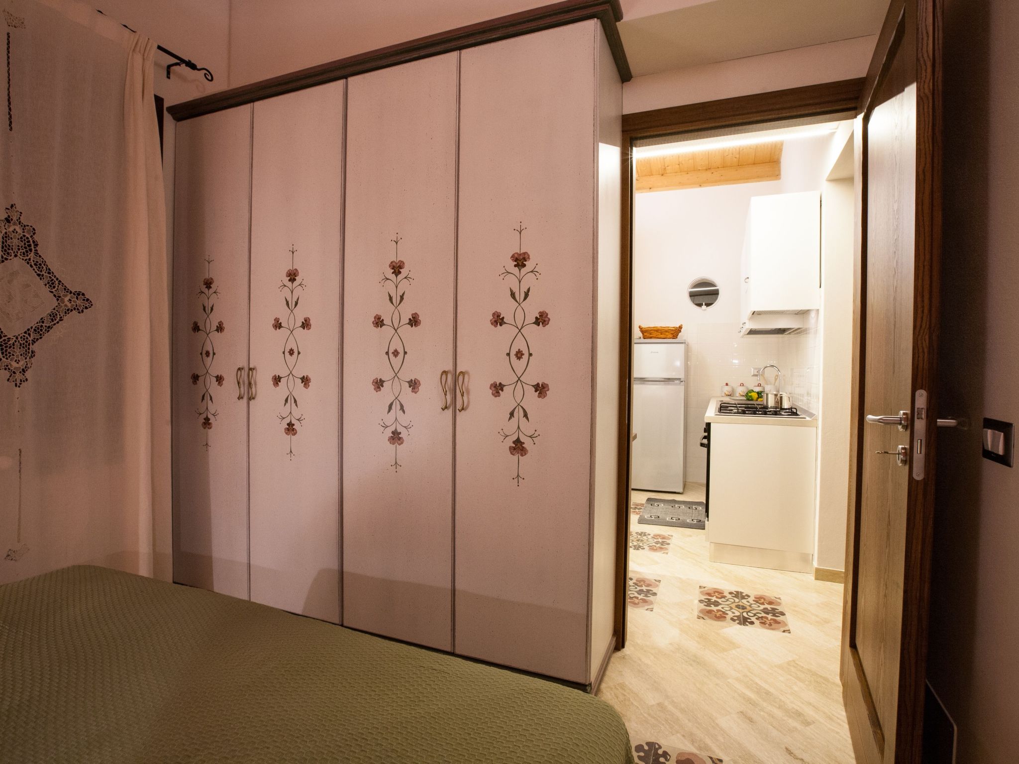 Uhrenterrasse-Inside