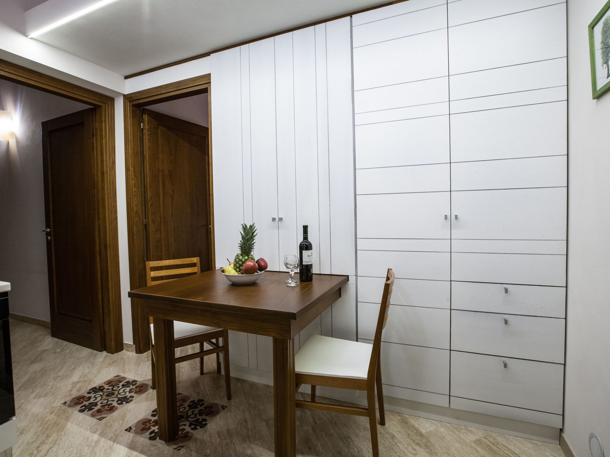 Uhrenterrasse-Inside