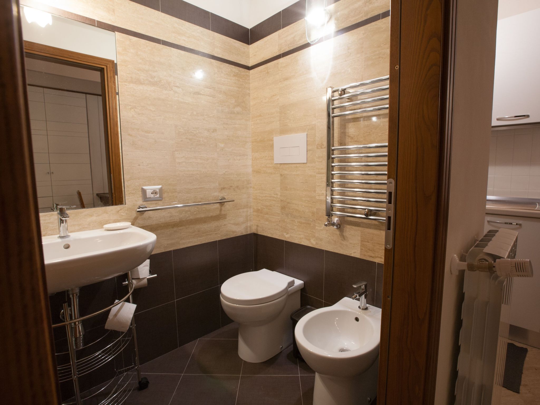 Uhrenterrasse-Inside