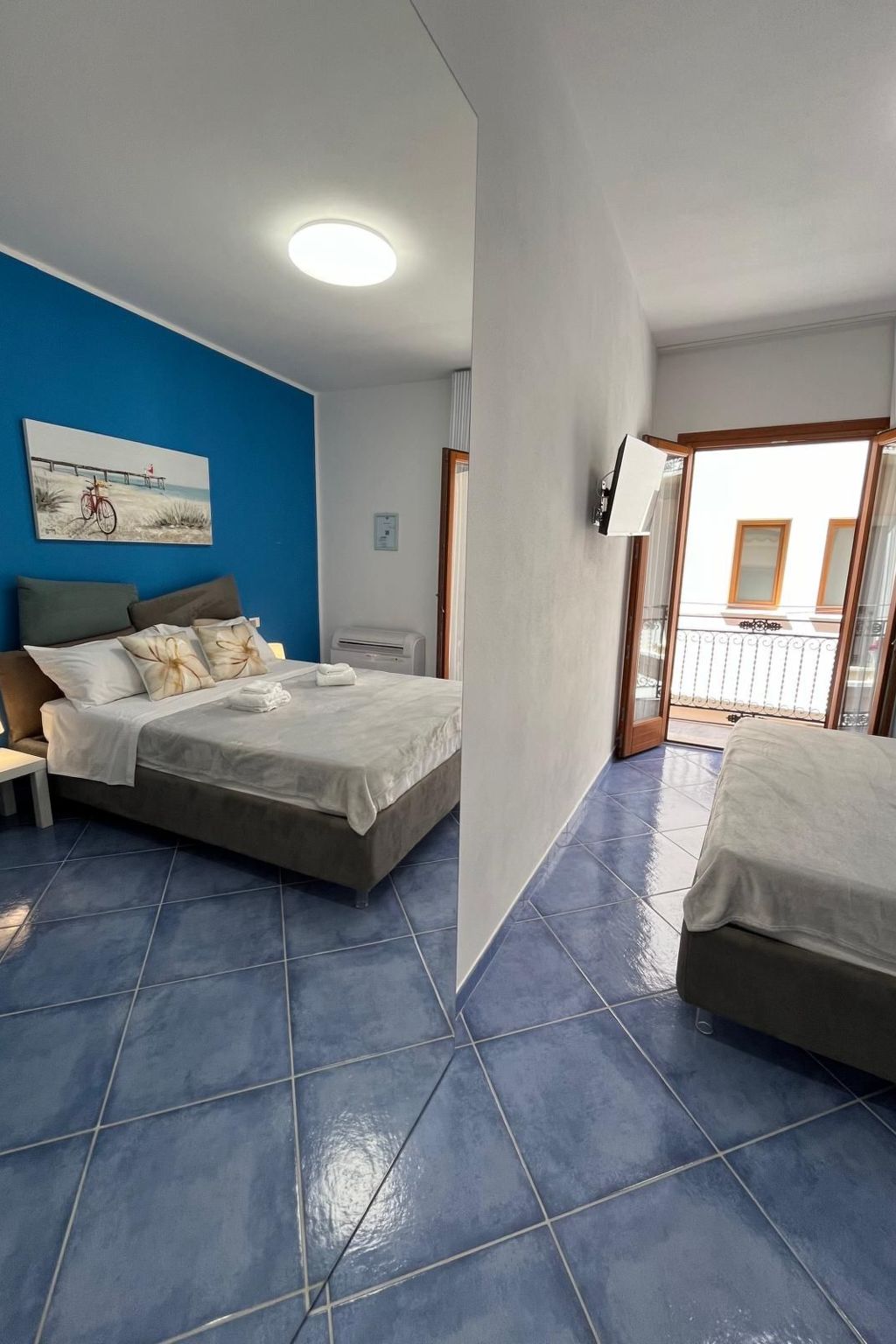 Oikos Design-Ferienwohnung mit Aussicht-Binnen