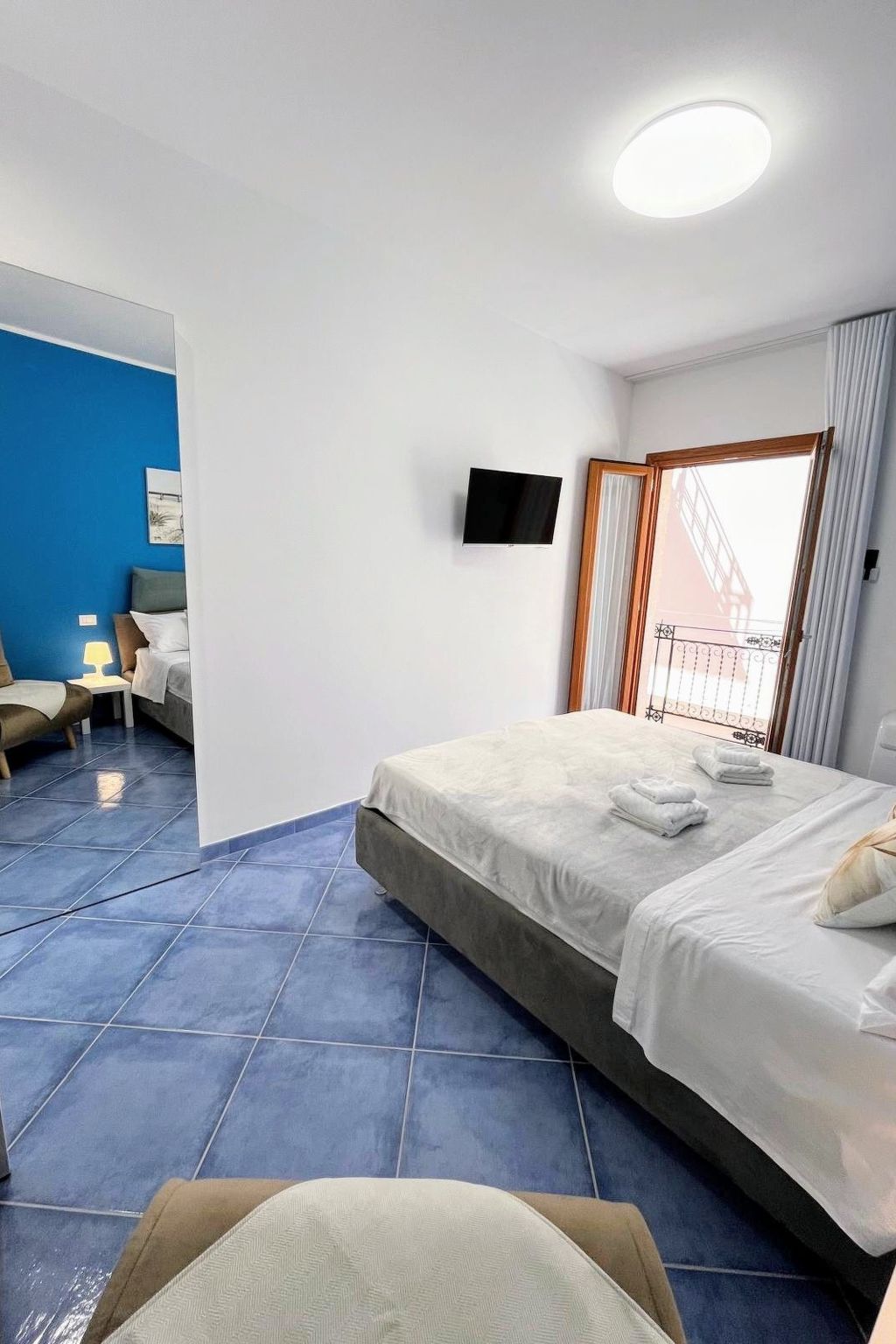 Oikos Design-Ferienwohnung mit Aussicht-Binnen