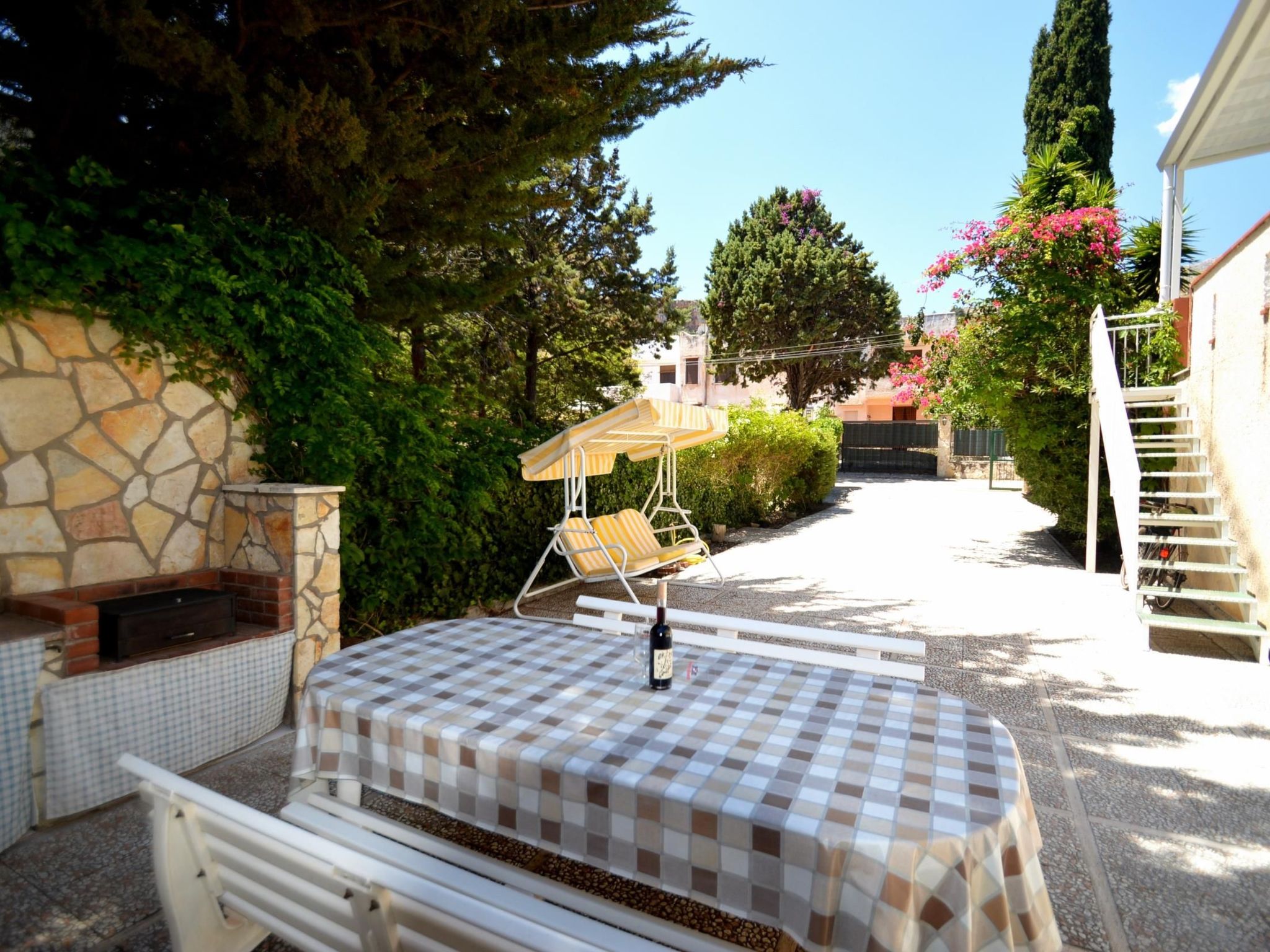 Haus in Sporting Village mit überdachtem Parkplatz