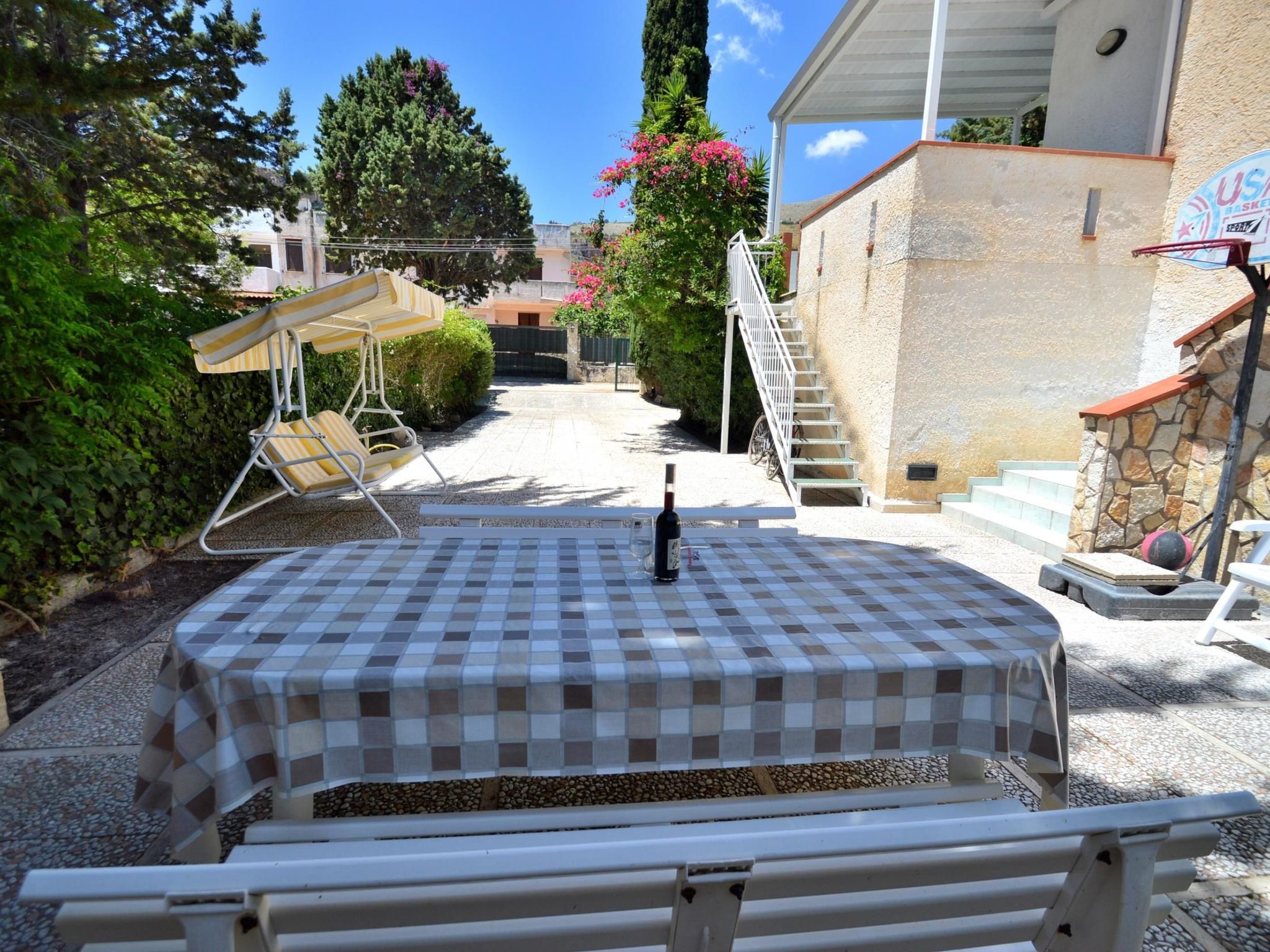 Haus in Sporting Village mit überdachtem Parkplatz-Image-tags.info