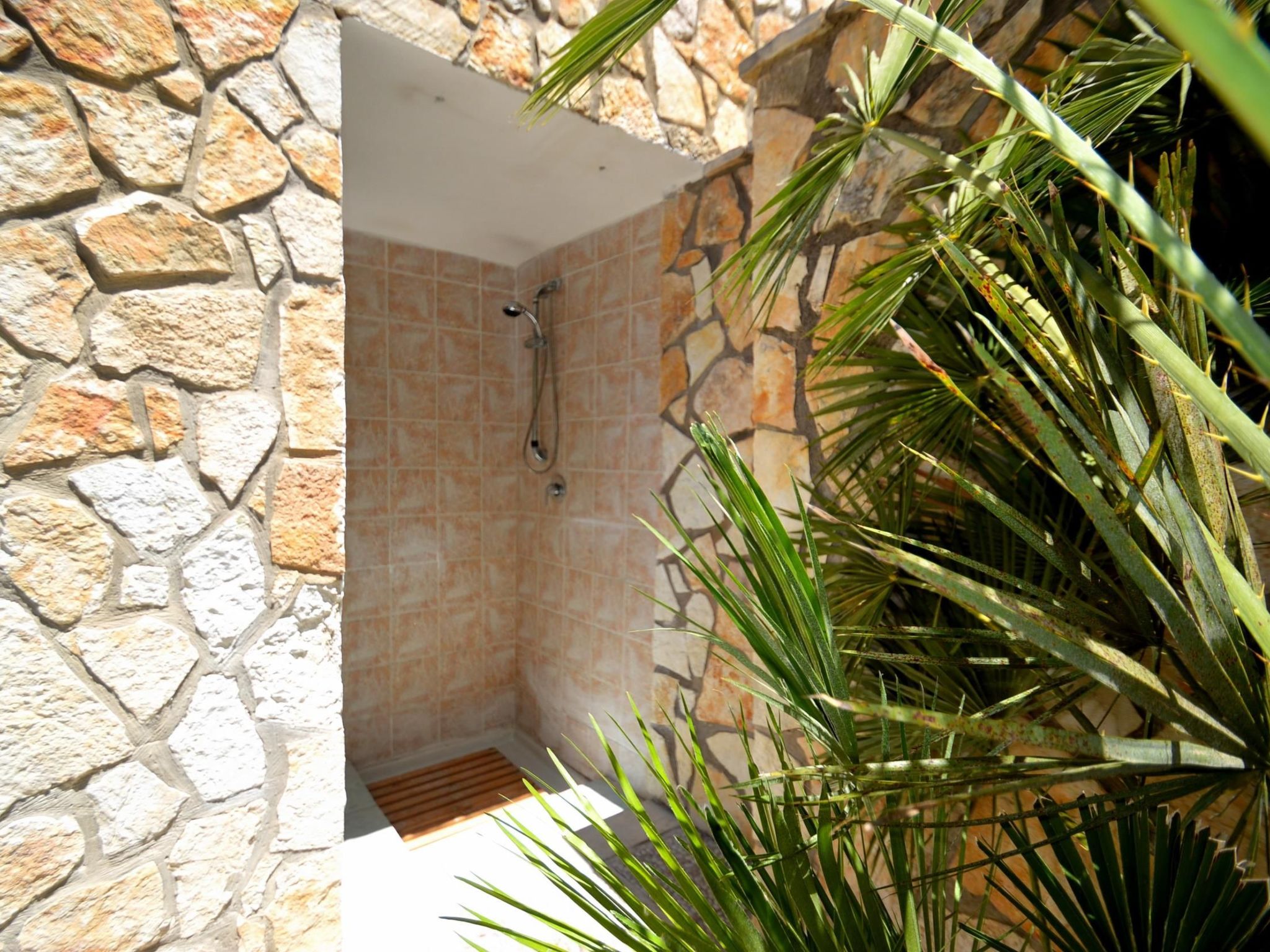 Haus in Sporting Village mit überdachtem Parkplatz-Image-tags.info