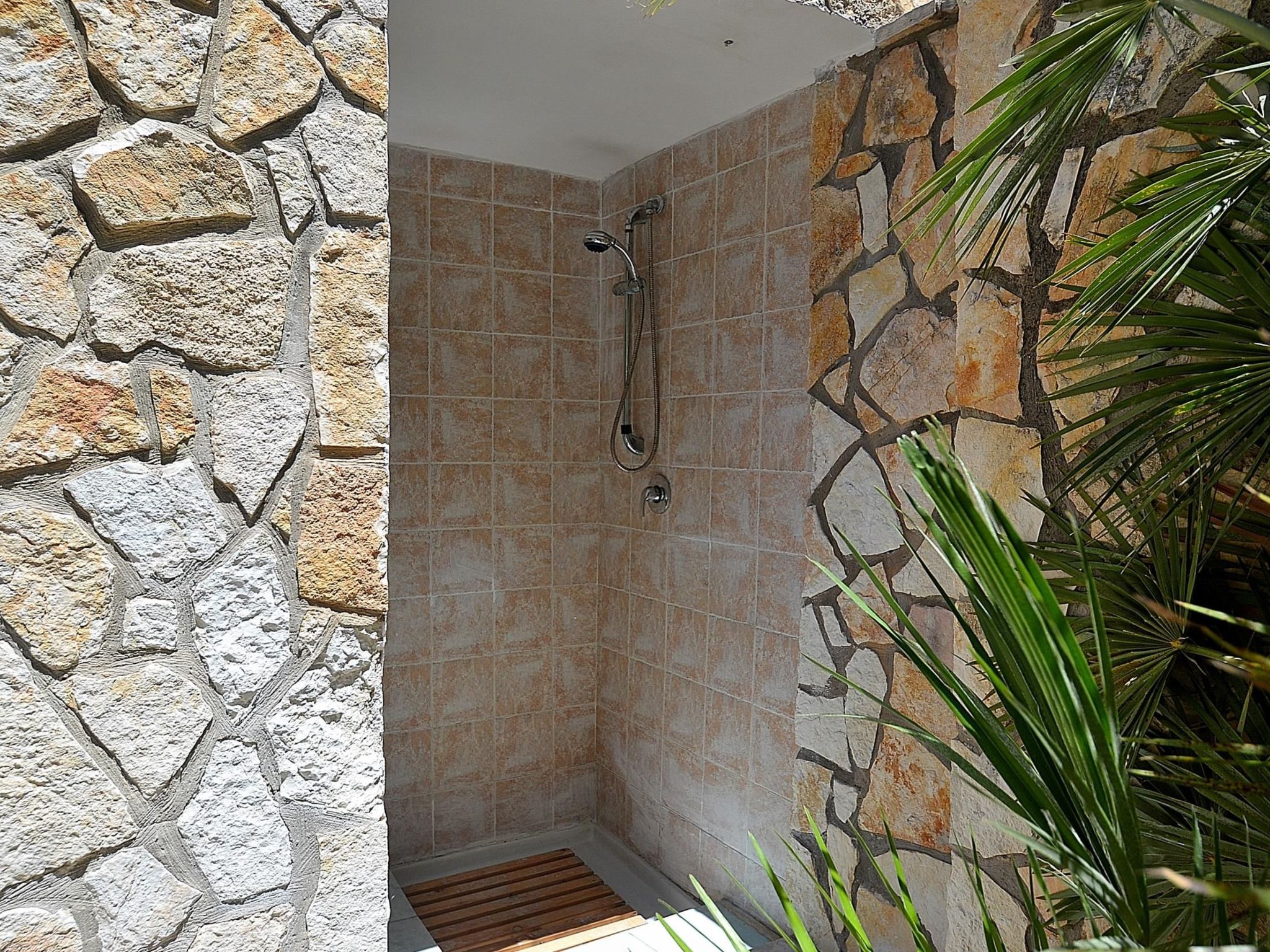 Haus in Sporting Village mit überdachtem Parkplatz-Image-tags.info