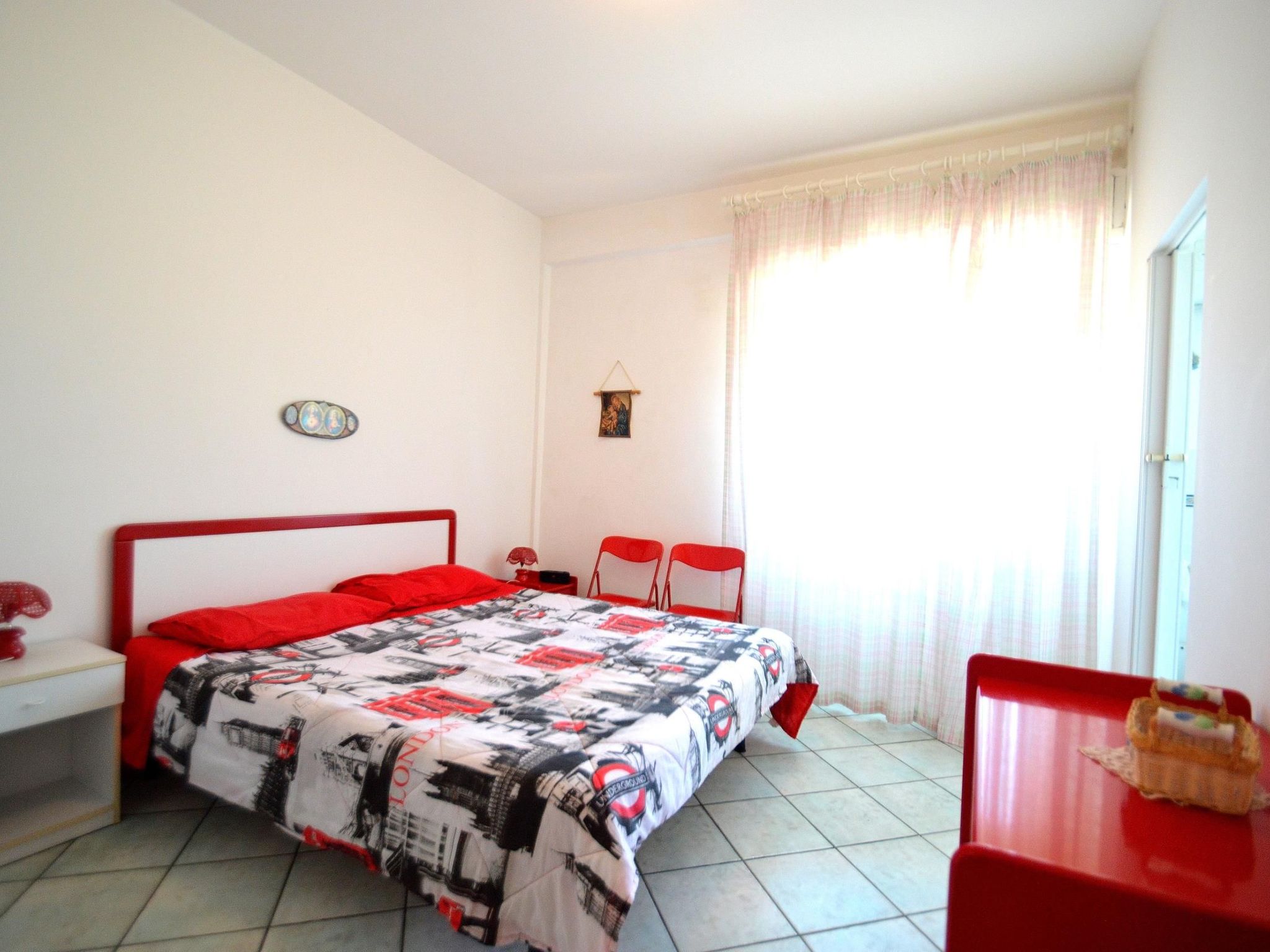 Haus in Sporting Village mit überdachtem Parkplatz-Image-tags.info