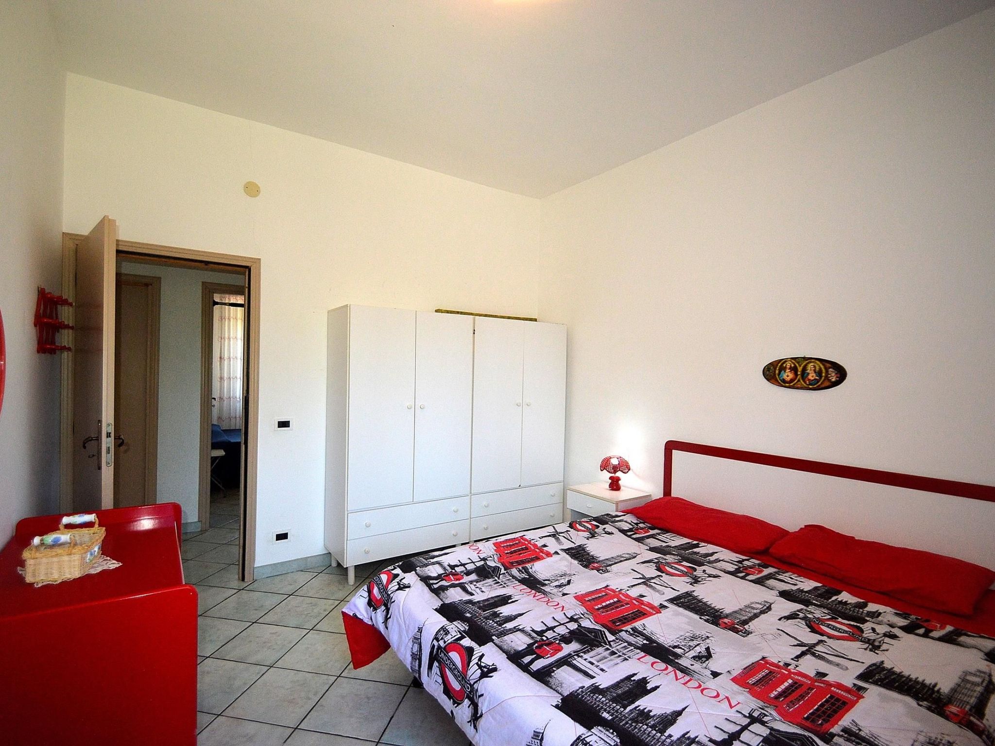 Haus in Sporting Village mit überdachtem Parkplatz-Image-tags.info