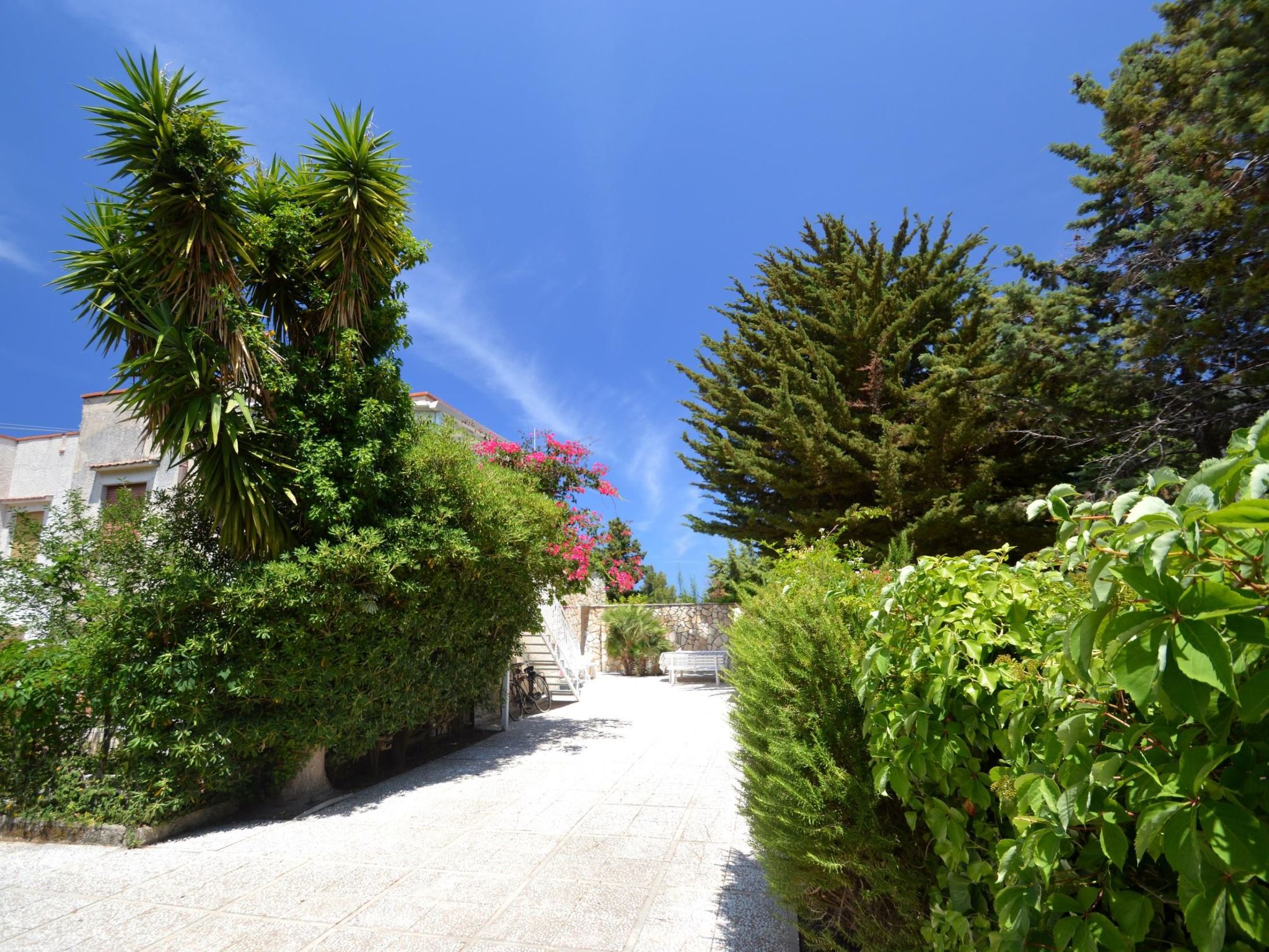 Haus in Sporting Village mit überdachtem Parkplatz-Image-tags.info