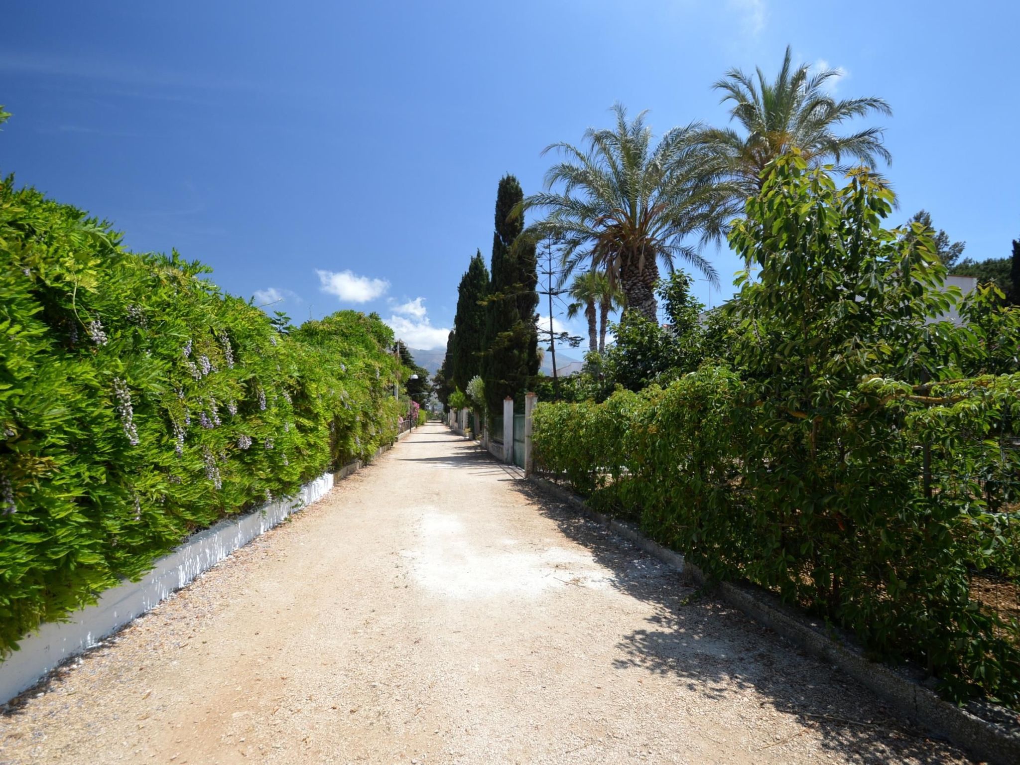 Haus in Sporting Village mit überdachtem Parkplatz-Image-tags.info