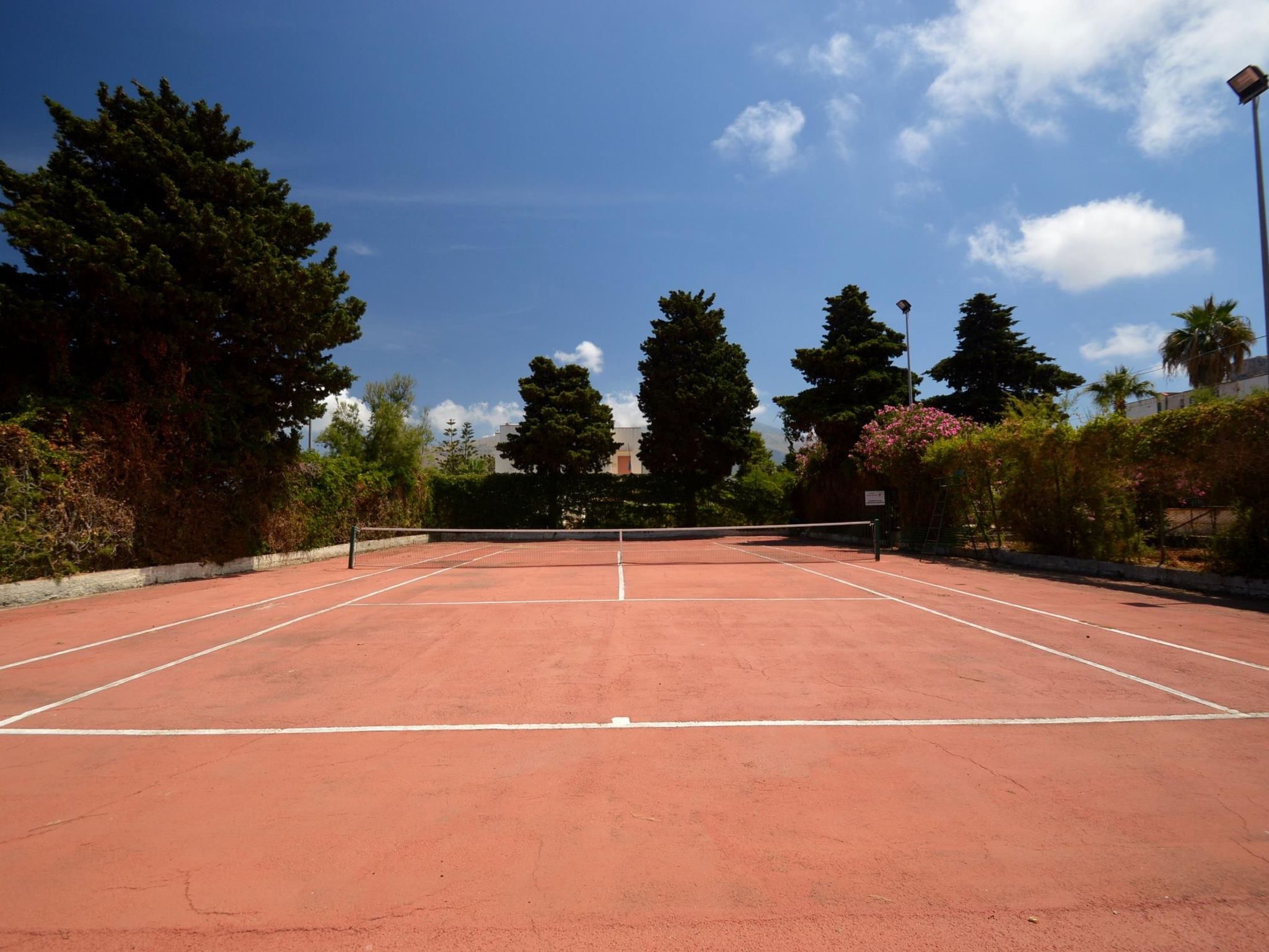 Haus in Sporting Village mit überdachtem Parkplatz-Image-tags.info