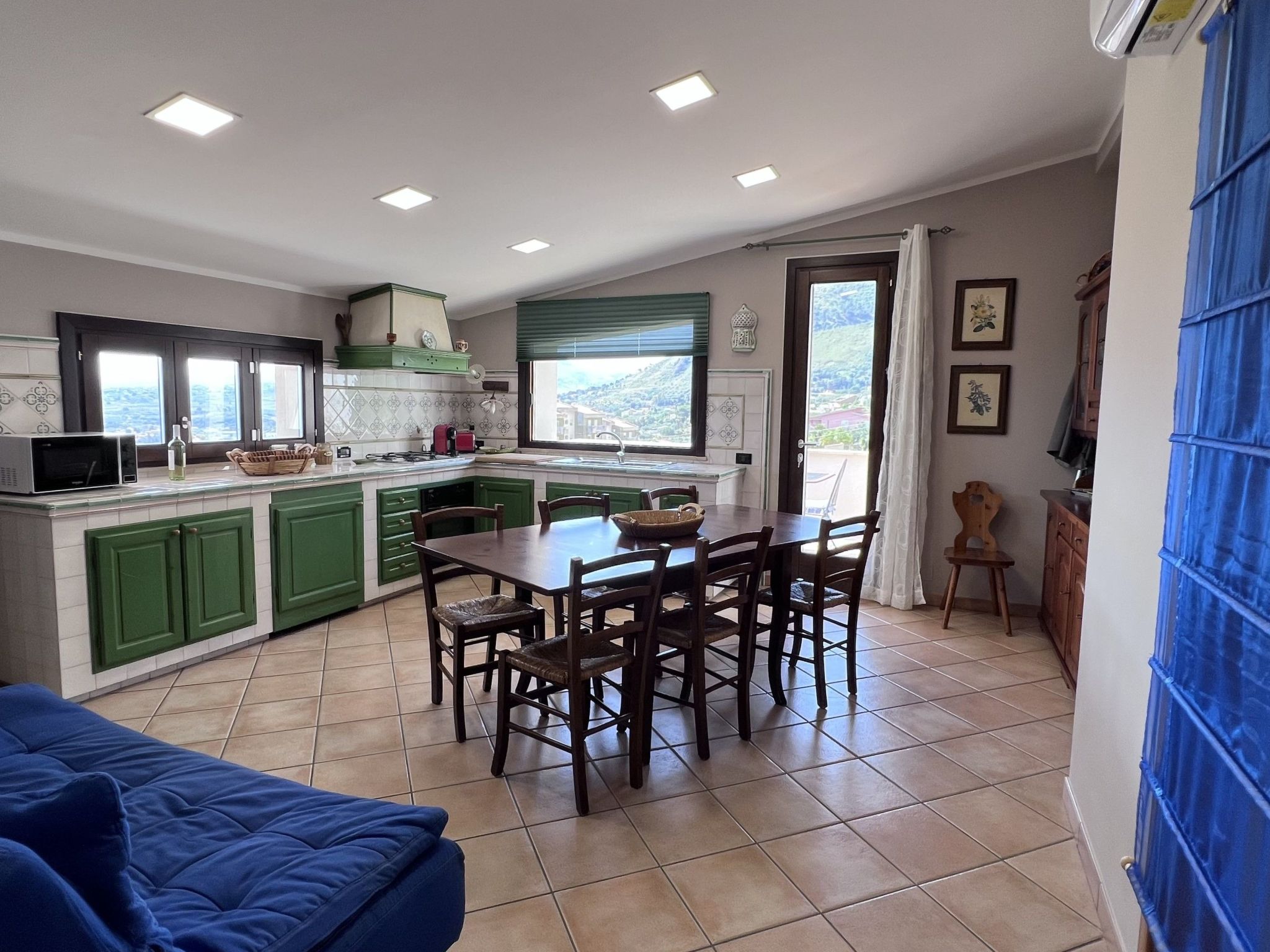 "Bouganvillae" mit Pool-Dedans