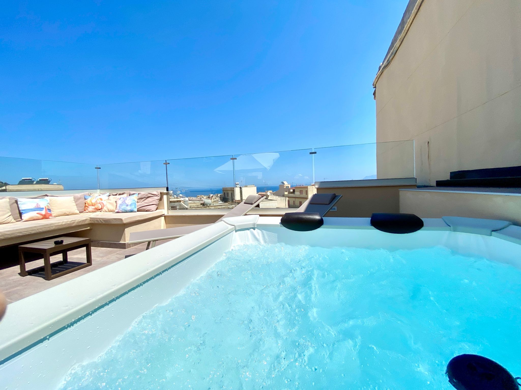 GS Urlaub del Golfo Haus mit Jacuzzi-Image-tags.info