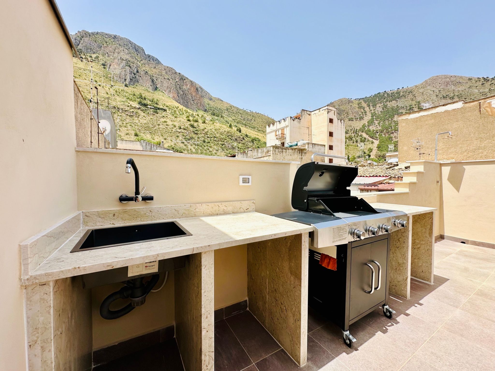 GS Urlaub del Golfo Haus mit Jacuzzi-Image-tags.info