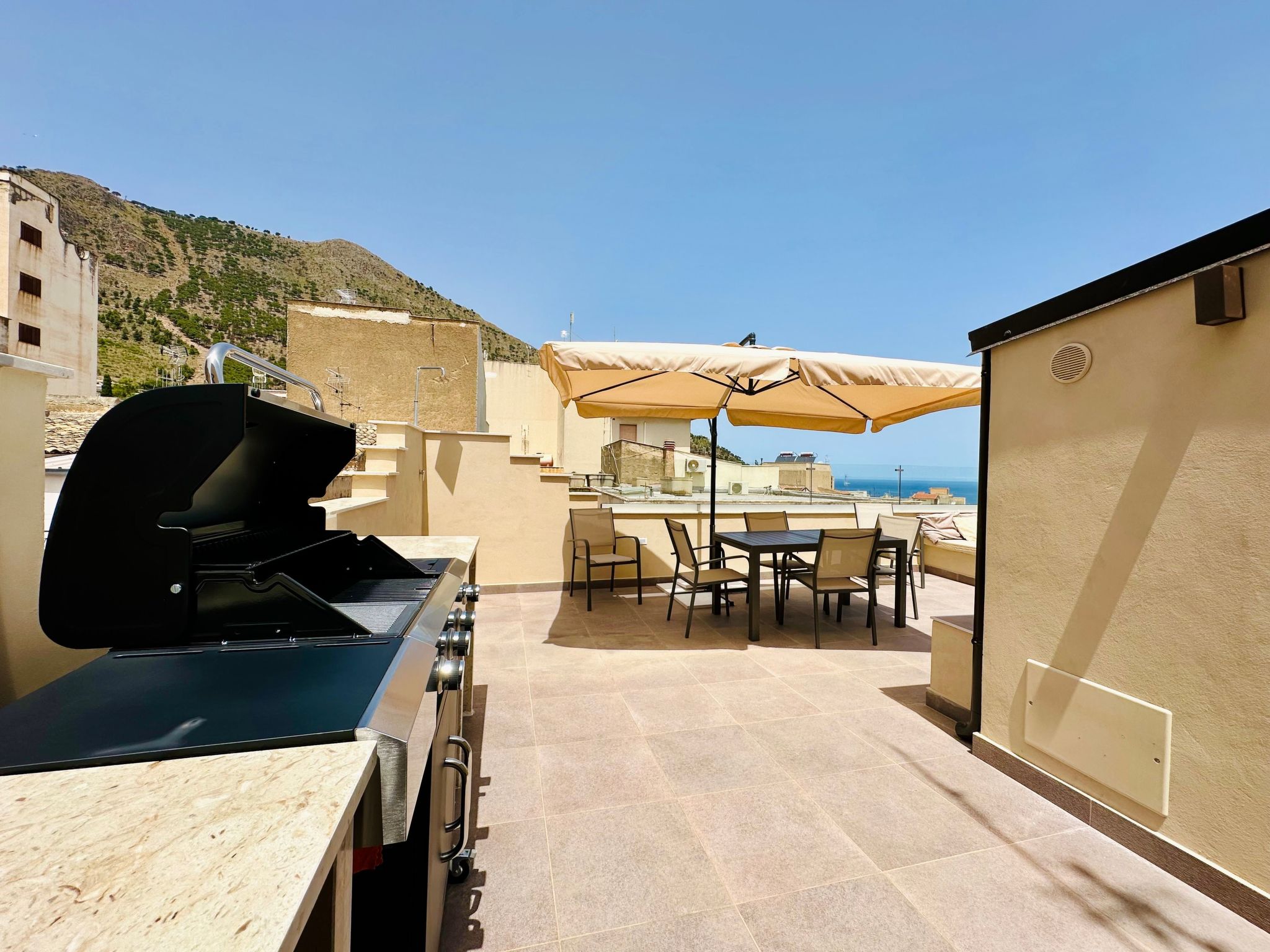 GS Urlaub del Golfo Haus mit Jacuzzi-Image-tags.info