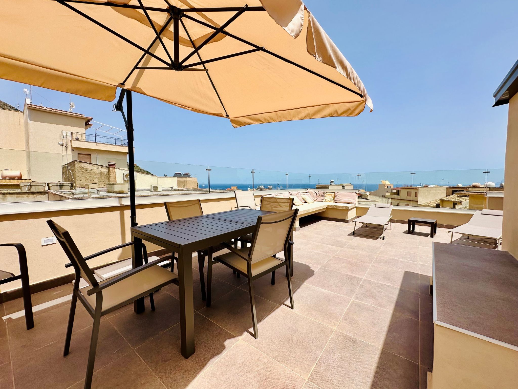 GS Urlaub del Golfo Haus mit Jacuzzi-Image-tags.info