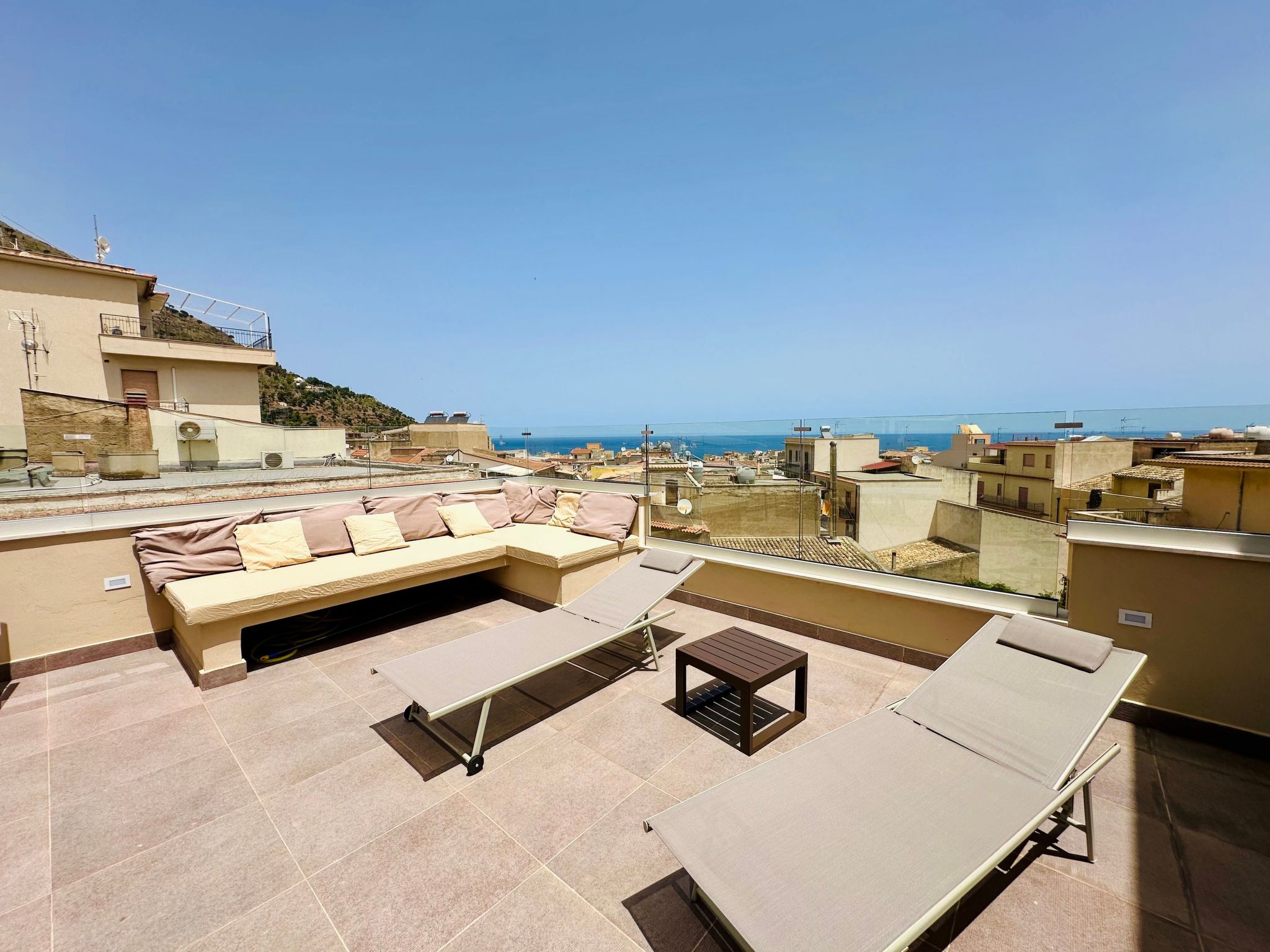 GS Urlaub del Golfo Haus mit Jacuzzi-Image-tags.info