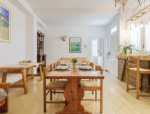 Apartment Gaia Giallo