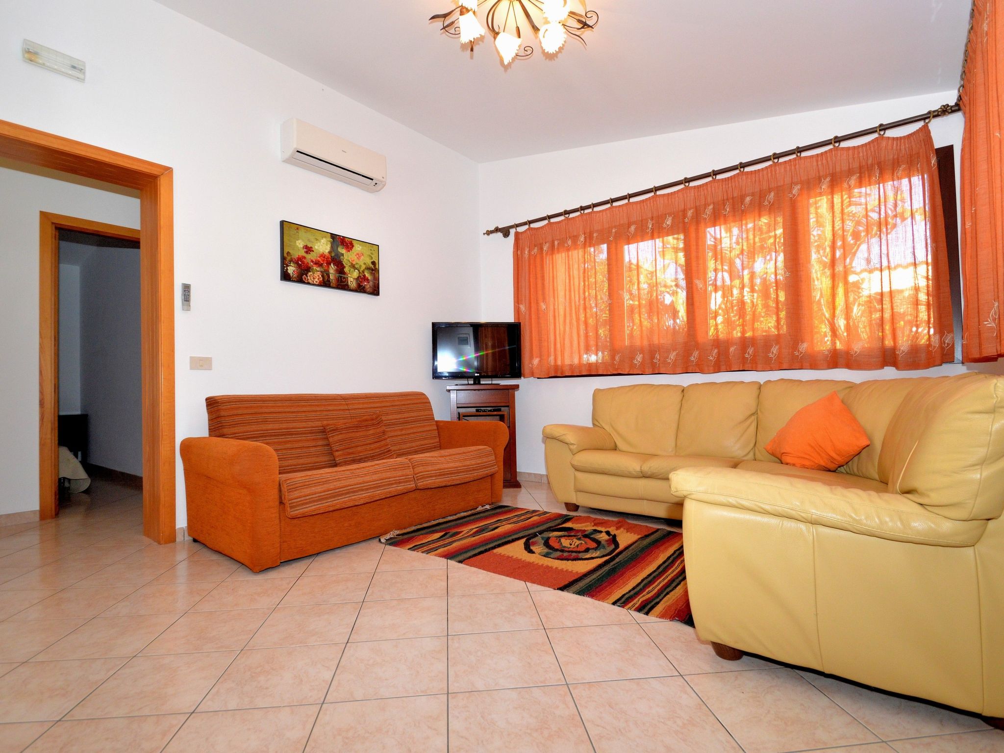 Mit eigenem Pool-Dedans