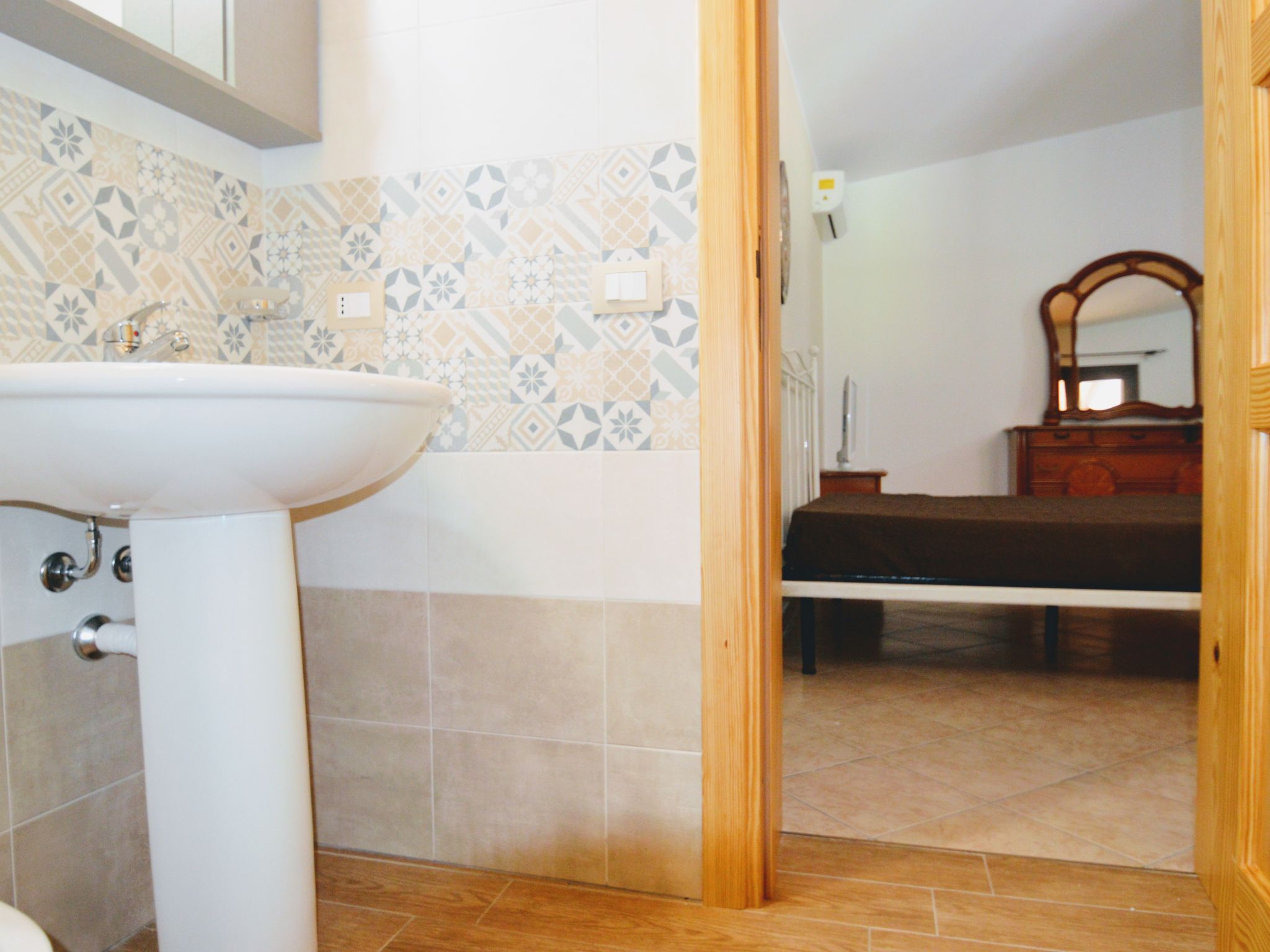 Mit eigenem Pool-Dedans