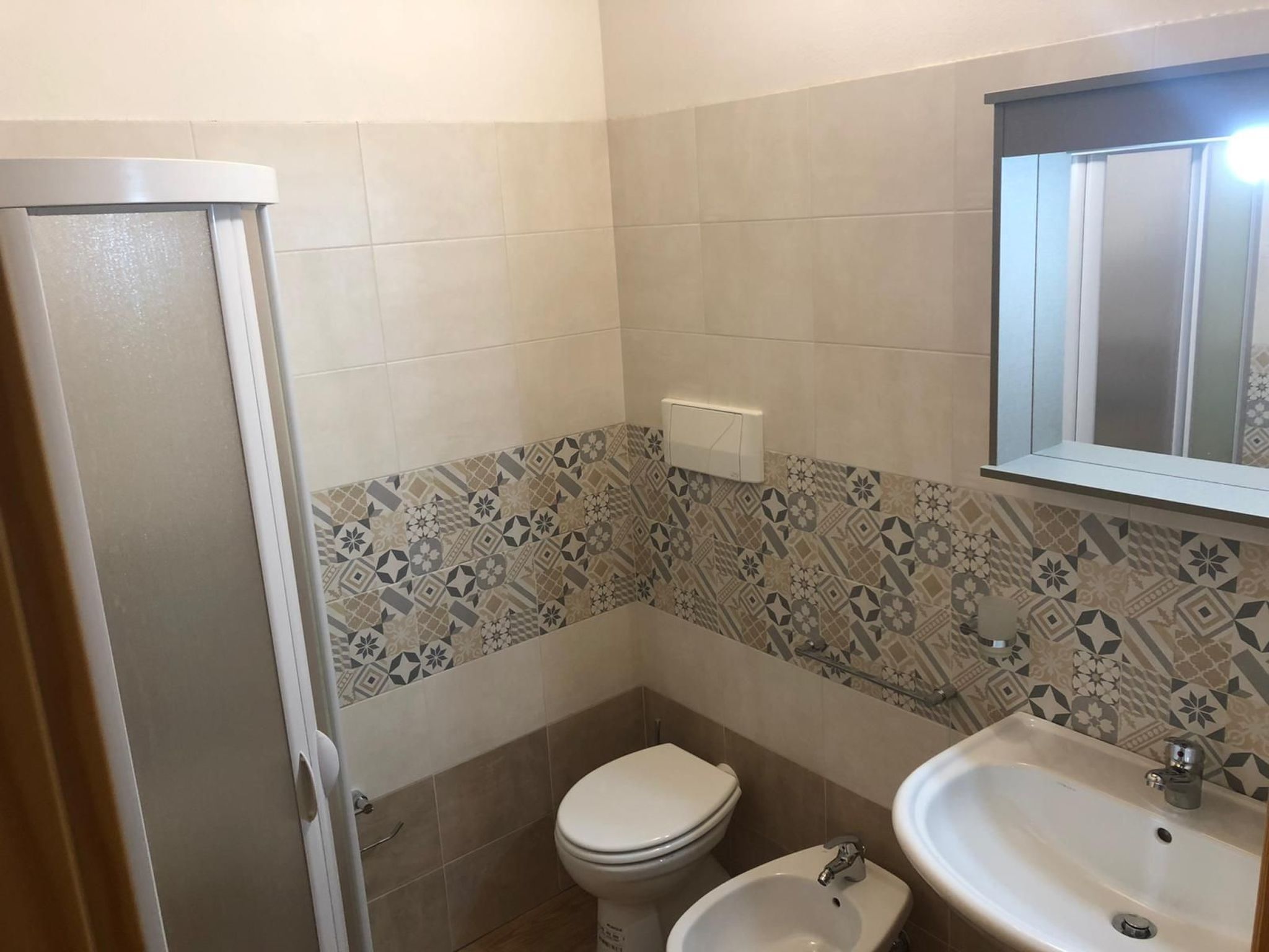 Mit eigenem Pool-Dedans