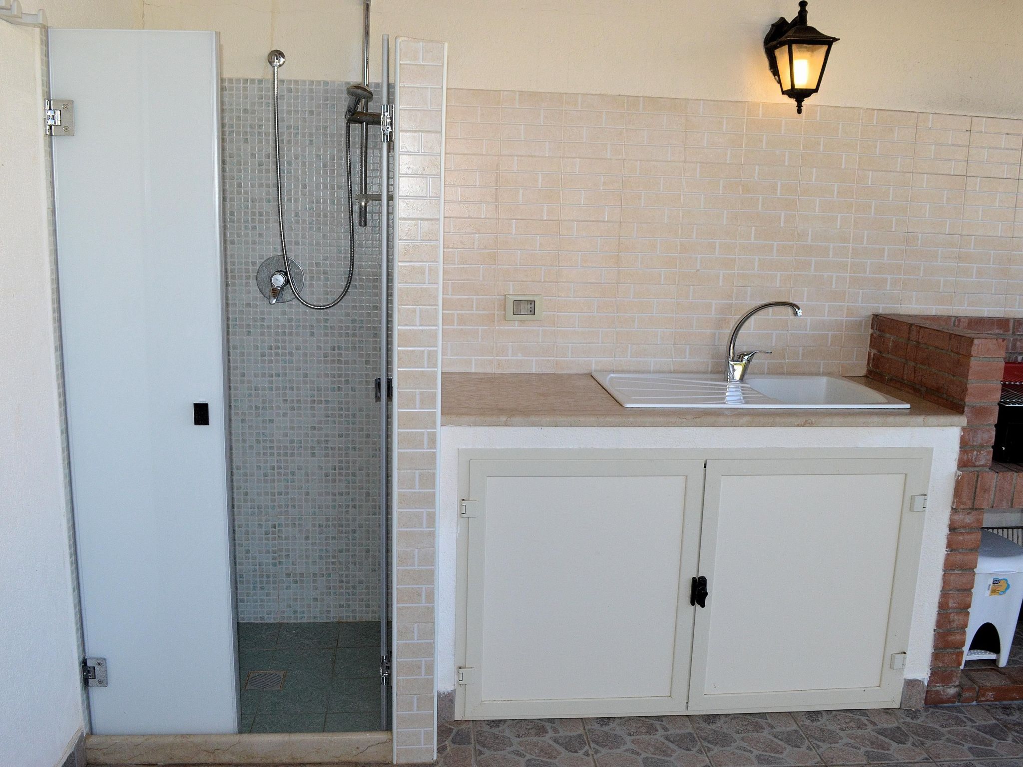 Gemütliche Wohnung mit Privatparkplatz-Image-tags.info