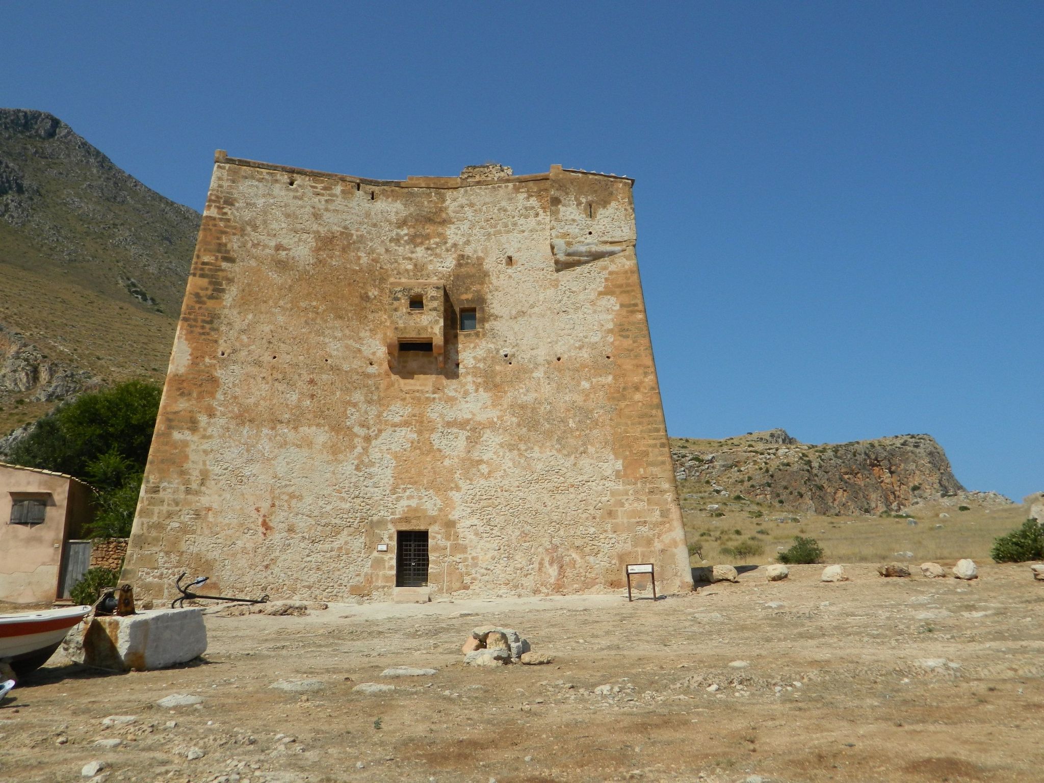 Wohnung in Custonaci mit Kleinem Garten-Image-tags.info